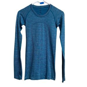 Lululemon swiftly tech long sleeve baby blue activewear compression top sz 2 #65